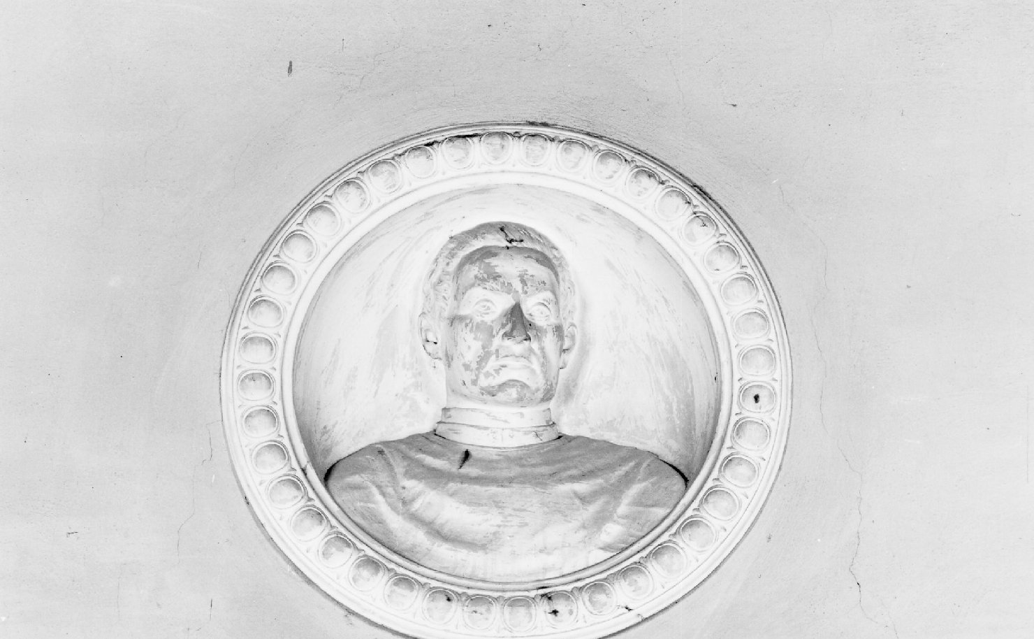 ritratto d'uomo (rilievo) - manifattura emiliana (sec. XIX)