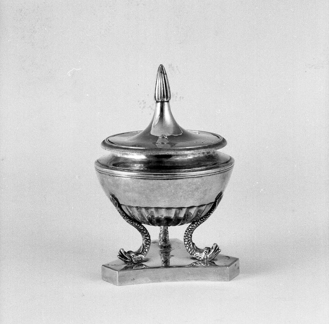 saliera battesimale di Ferruzzi Antonio (secc. XIX/ XX)