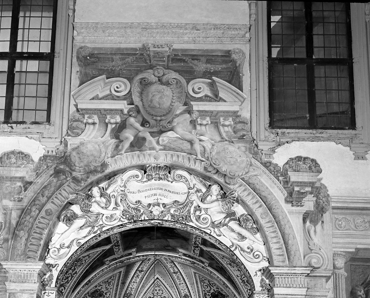 Finte architetture con putti e angeli (decorazione pittorica, serie) di Canuti Domenico Maria, Santi Domenico detto Mengazzino (sec. XVII)