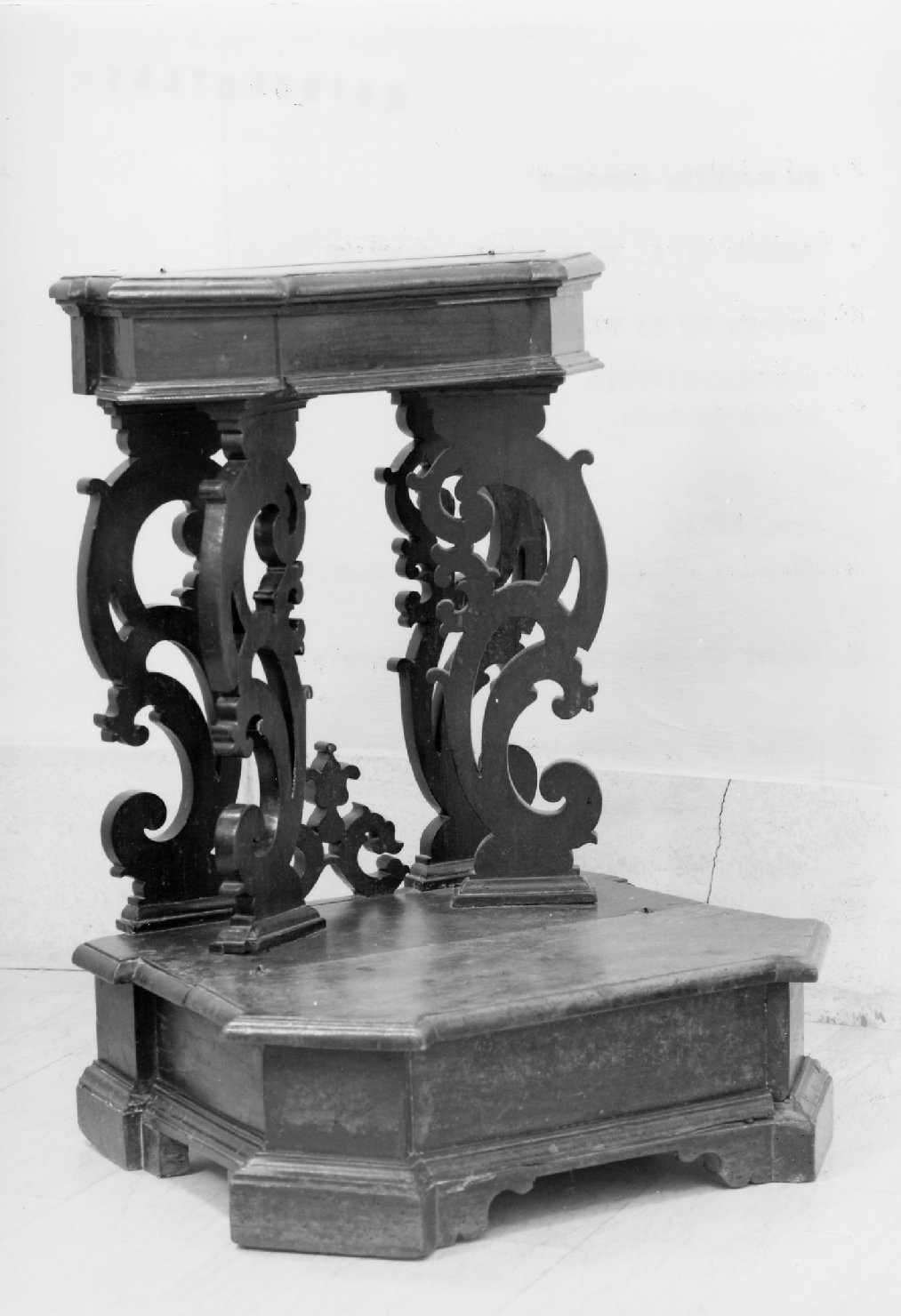 inginocchiatoio - ambito tosco-romagnolo (prima metà sec. XVIII)