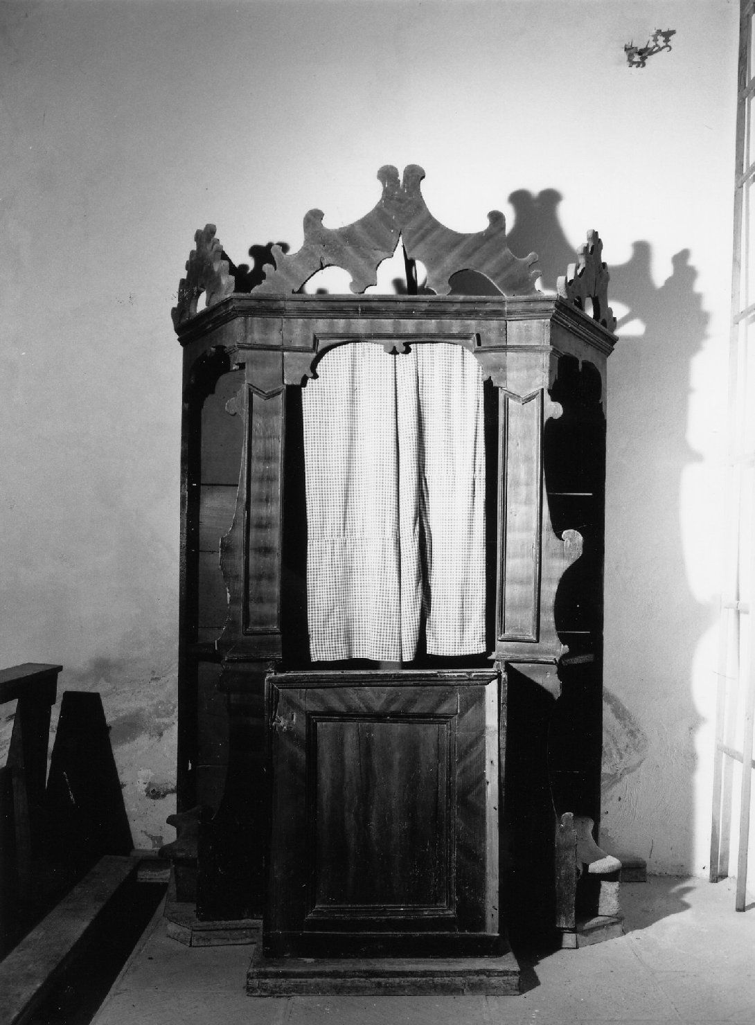 confessionale - ambito tosco-romagnolo (metà sec. XVIII)