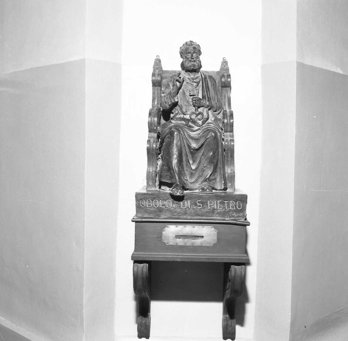 San Pietro in cattedra (scultura) di Rosetti Giuseppe detto Mutino da Brisighella (fine sec. XIX)