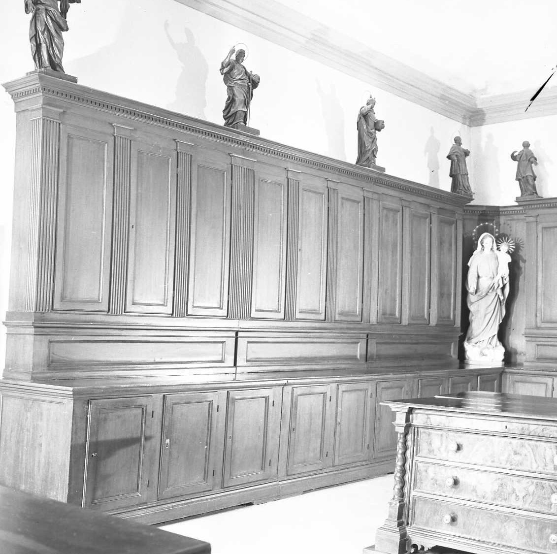 armadio monumentale - bottega Fratelli Raccagni (Brisighella) (sec. XIX)