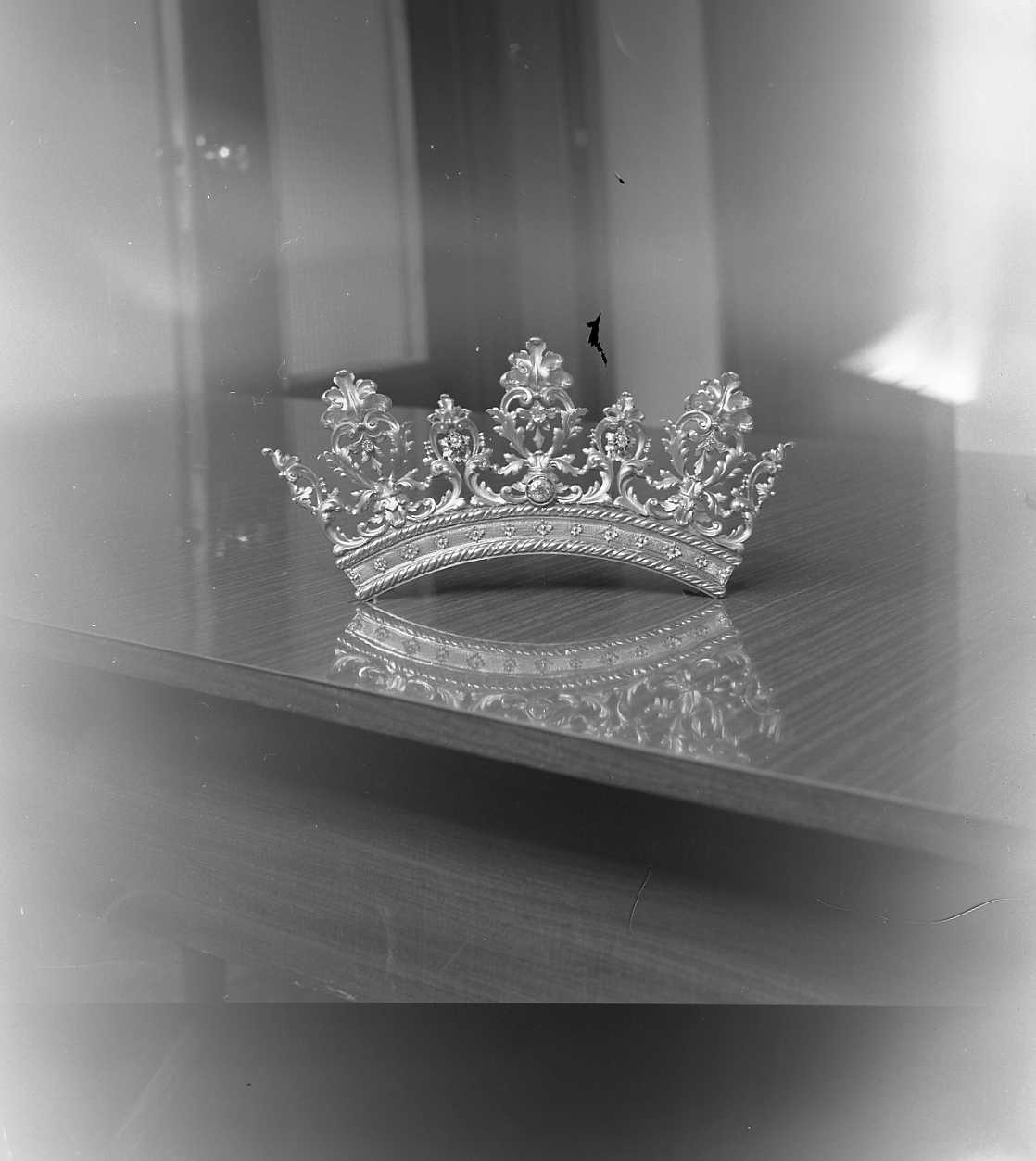 corona di immagine sacra di Babini Diego (sec. XX)