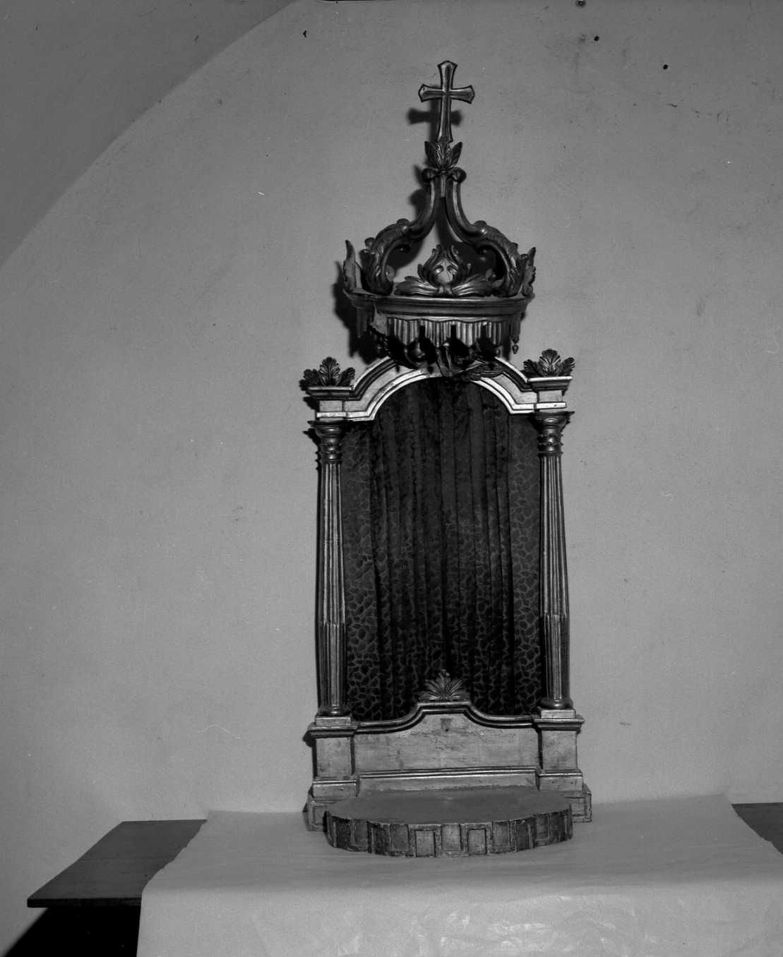 tronetto per esposizione eucaristica - bottega romagnola (sec. XIX)