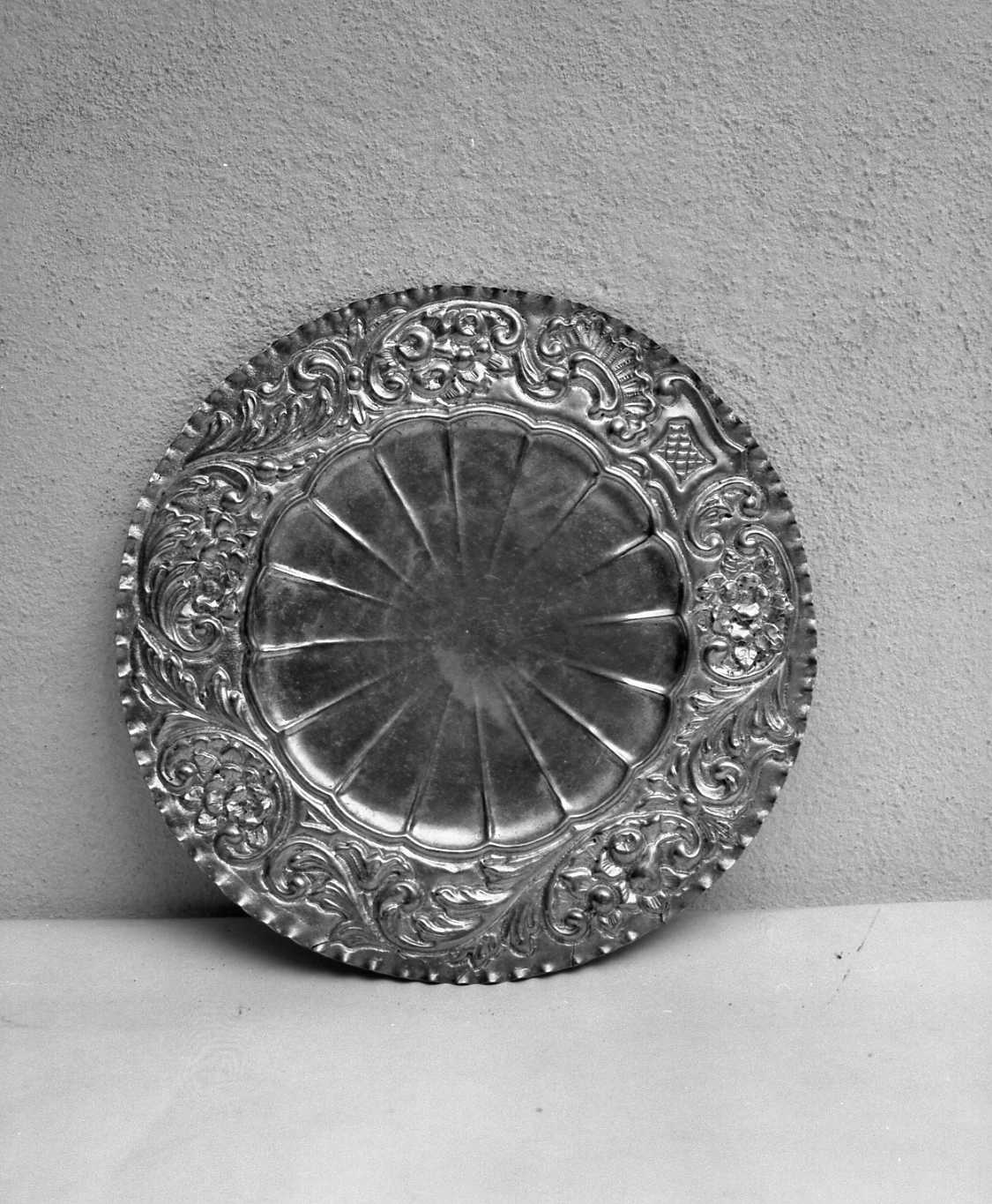 piatto - bottega romagnola (inizio sec. XX)