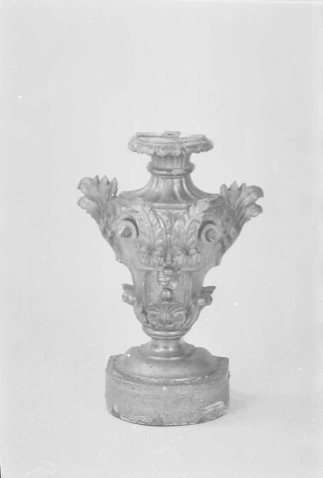 vaso d'altare con composizione floreale - bottega romagnola (metà sec. XVIII)