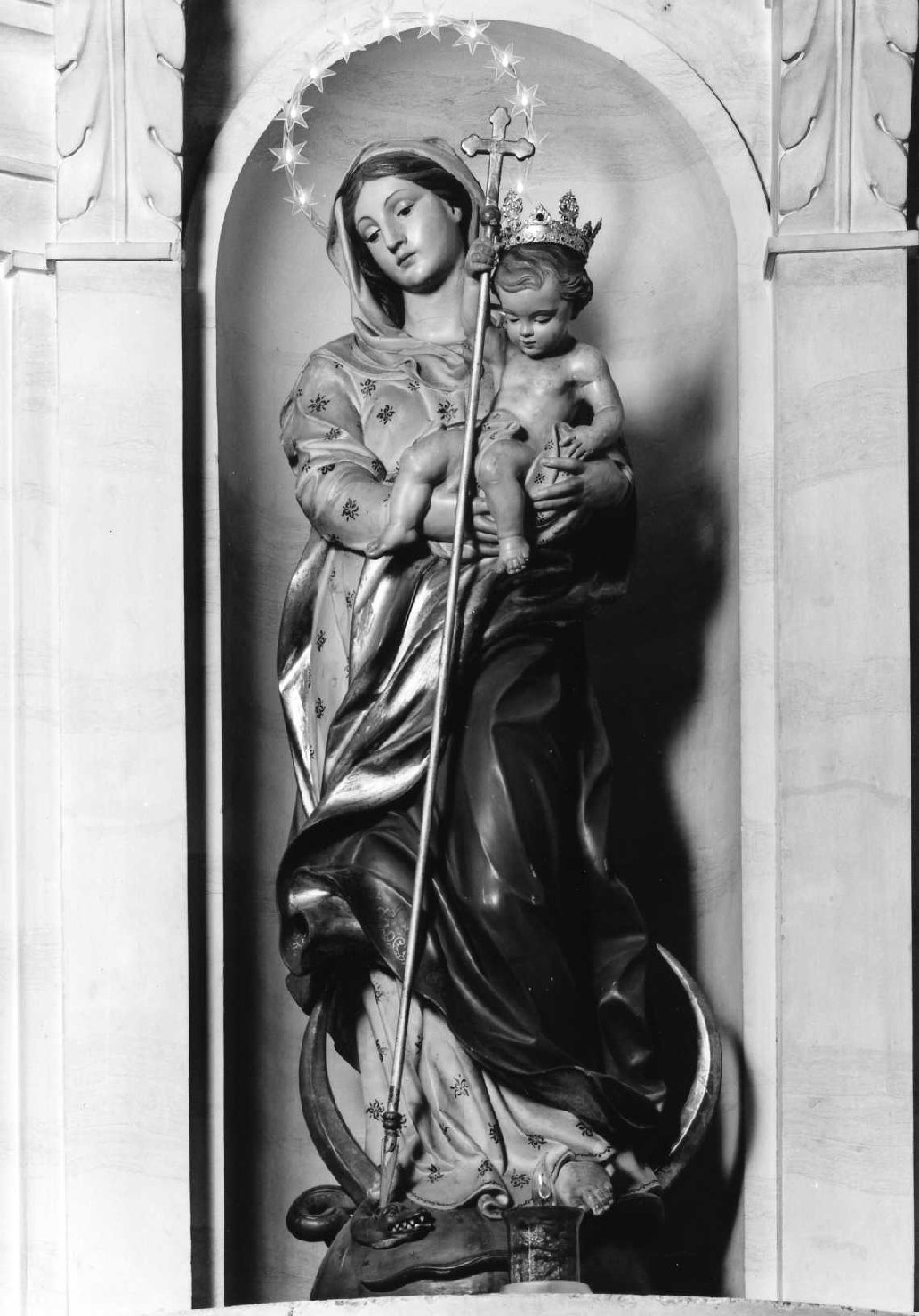 Immacolata Concezione col Bambino (statua) - ambito romagnolo (secondo quarto sec. XX)