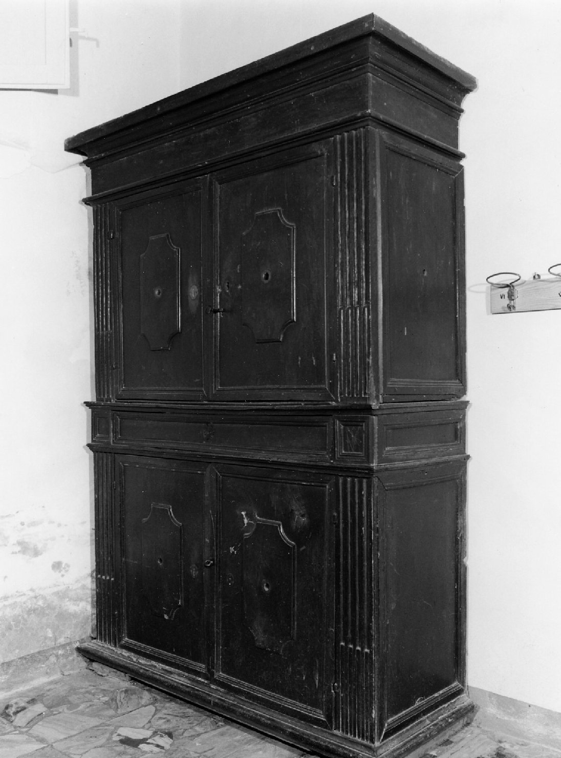 armadio - bottega emiliano-romagnola (metà sec. XVII)