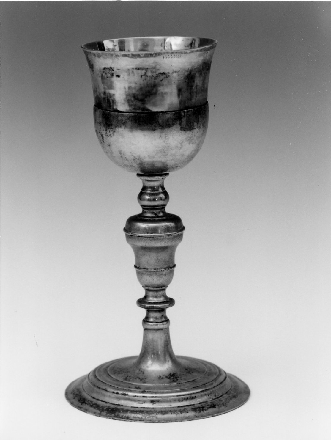 calice - bottega emiliano-romagnola (sec. XIX)