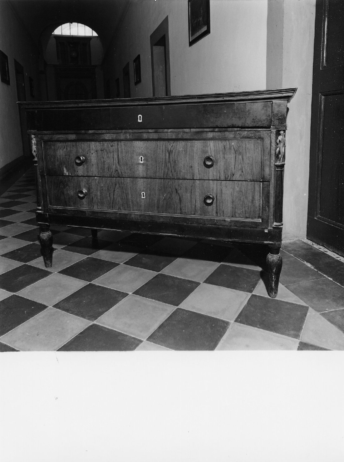 cassettone - bottega romagnola (sec. XVII)