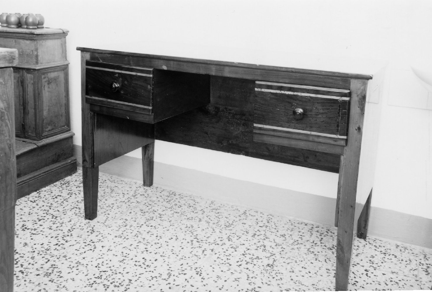 scrivania - bottega emiliano-romagnola (sec. XIX)