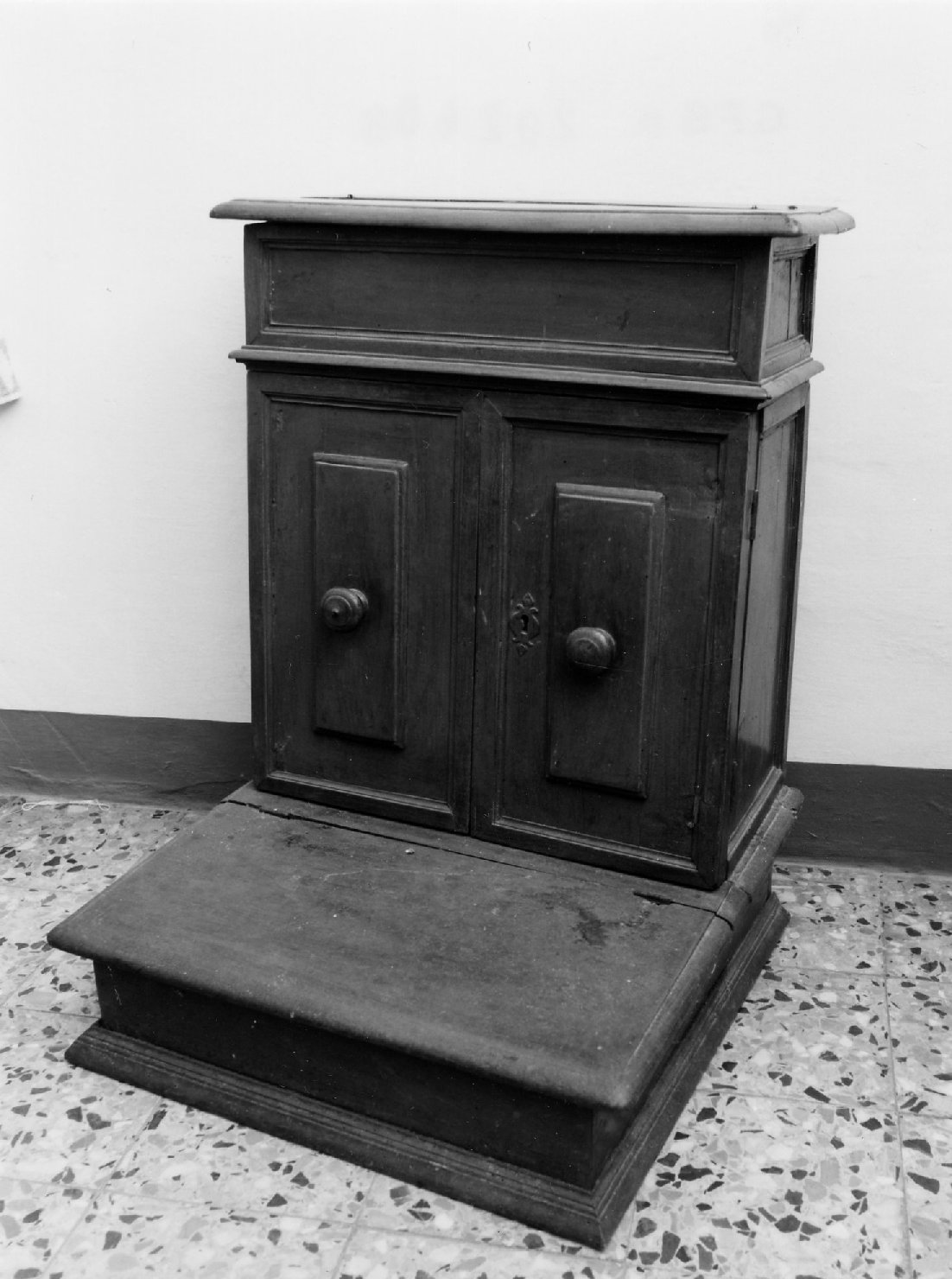 inginocchiatoio - bottega emiliano-romagnola (sec. XVII)