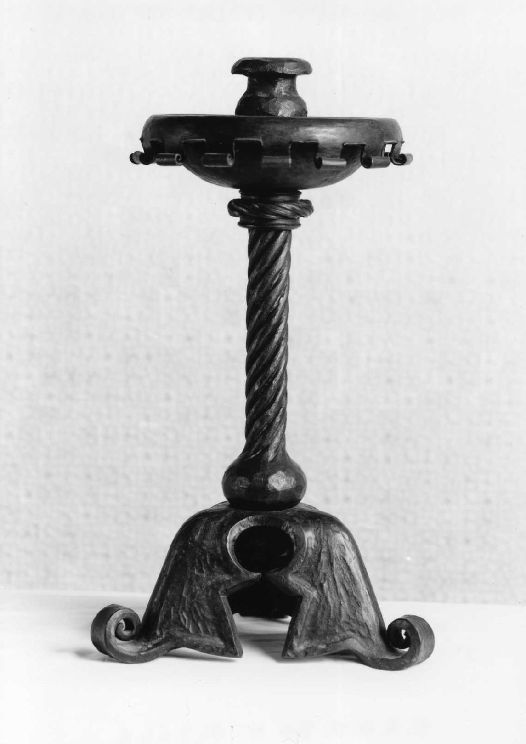 candeliere, serie - manifattura romagnola (sec. XX)