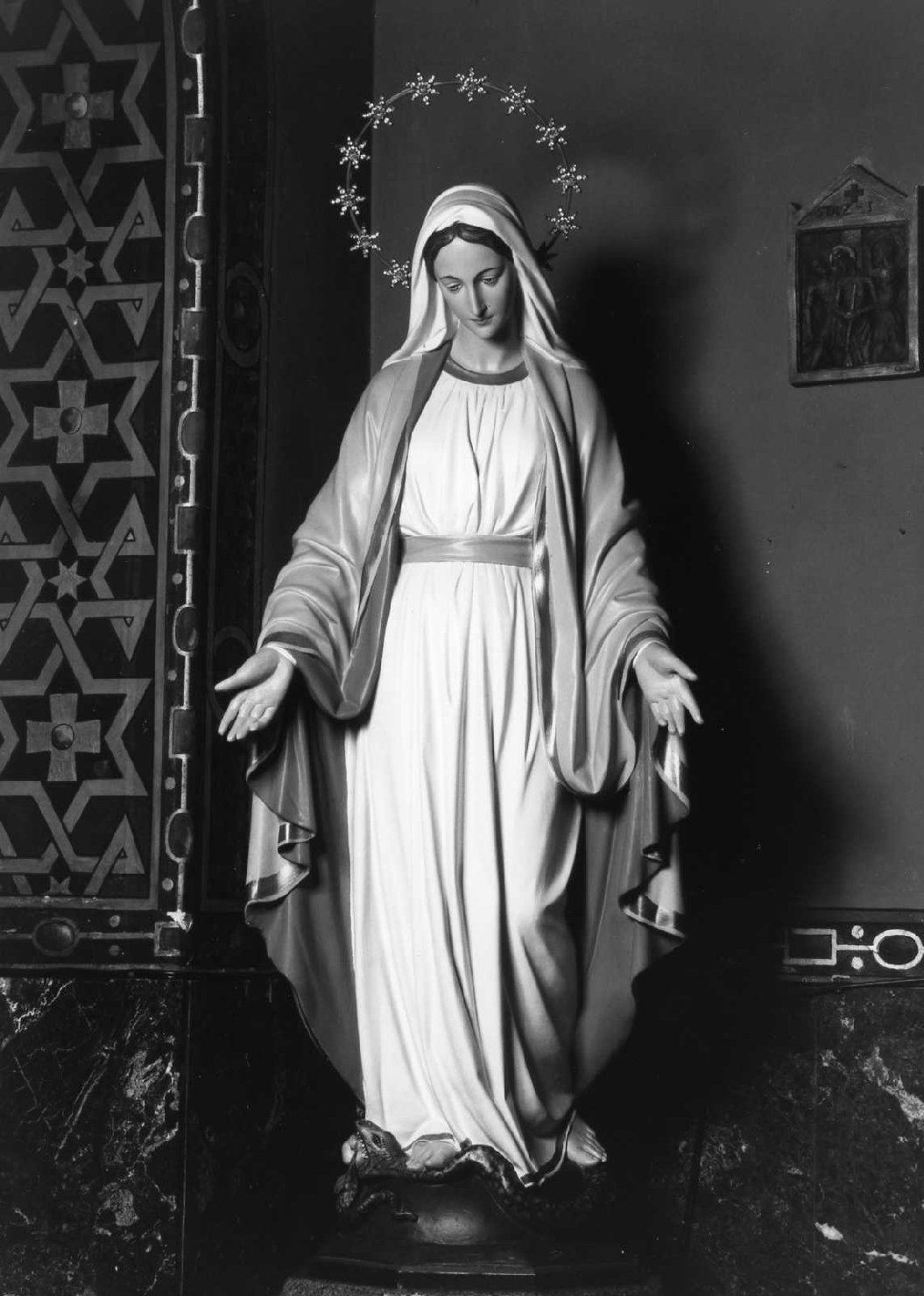 Immacolata Concezione (statua, elemento d'insieme) - ambito romagnolo (sec. XX)