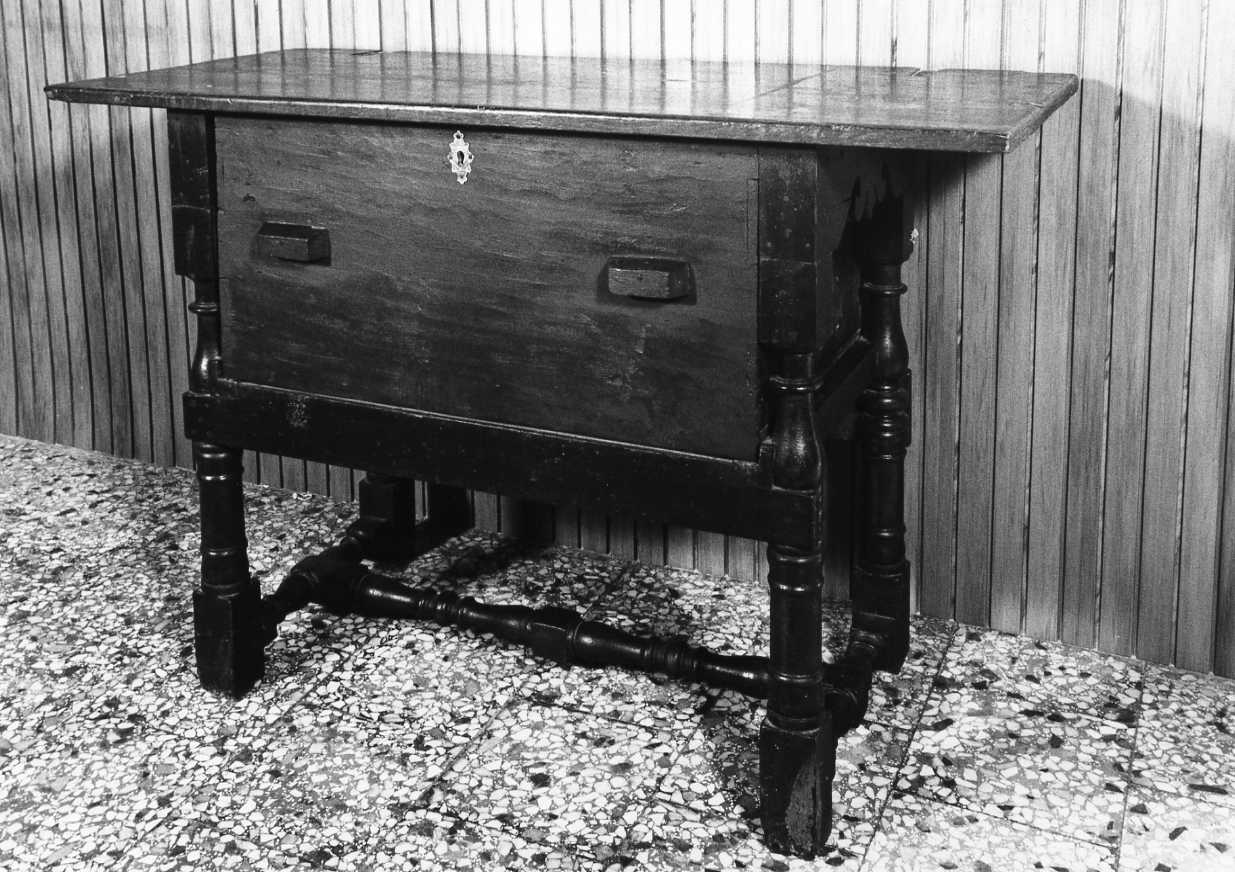 tavolo - ambito tosco-romagnolo (prima metà sec. XVIII)