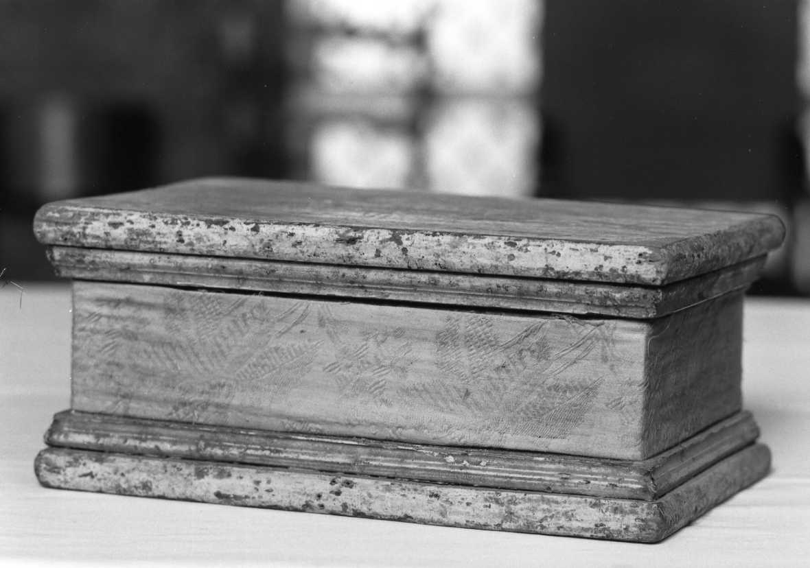 base - bottega romagnola (prima metà sec. XVIII)