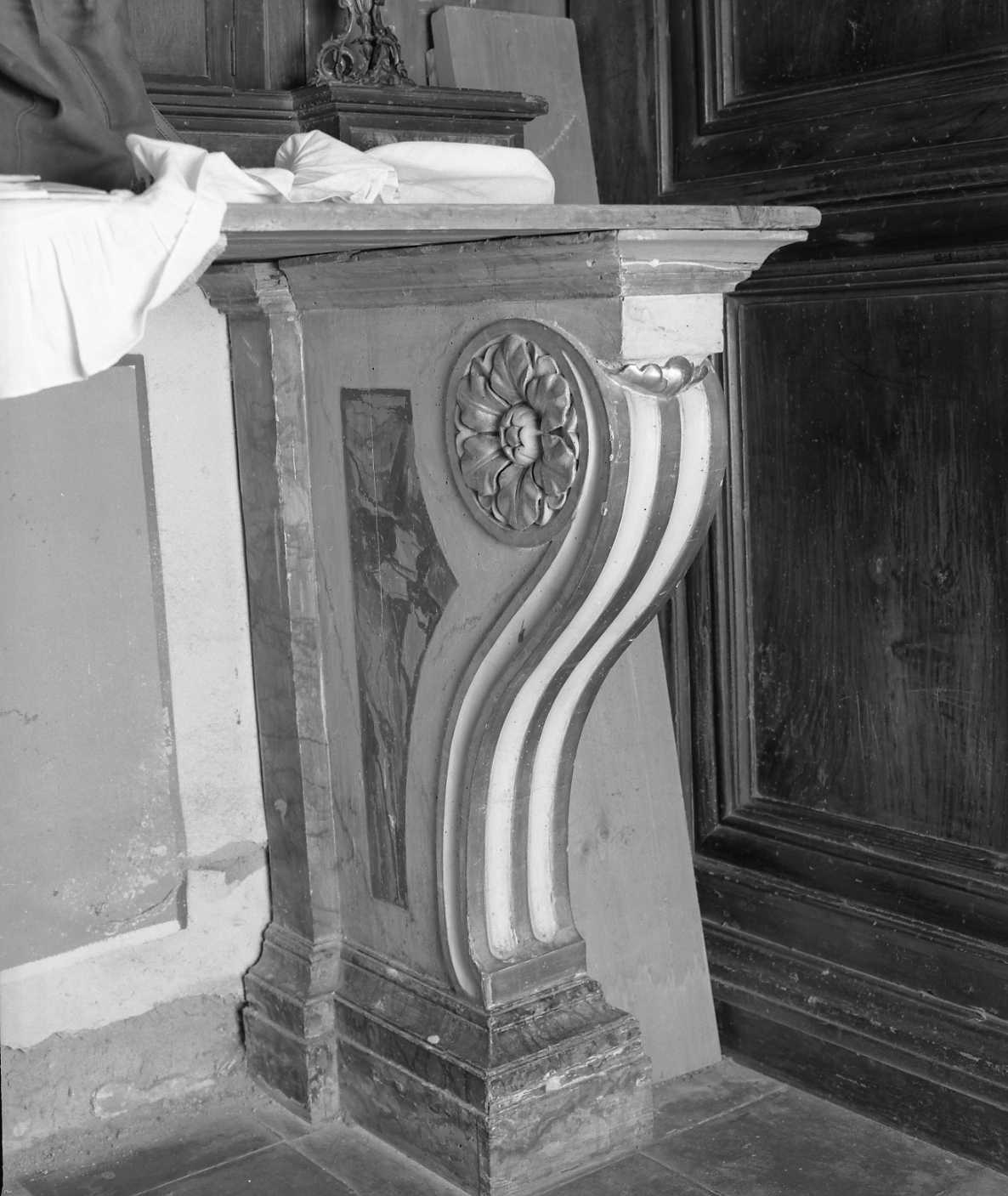 mensola, coppia - ambito romagnolo (seconda metà sec. XVIII)