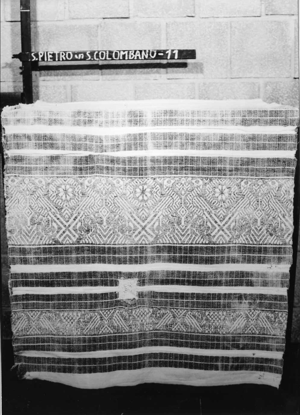 tovaglia - manifattura perugina (sec. XV)