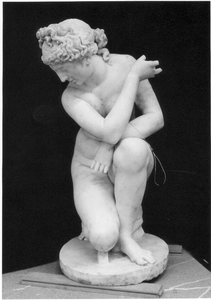 Venere al bagno (scultura) di Baruzzi Cincinnato (attribuito) (metà sec. XIX)