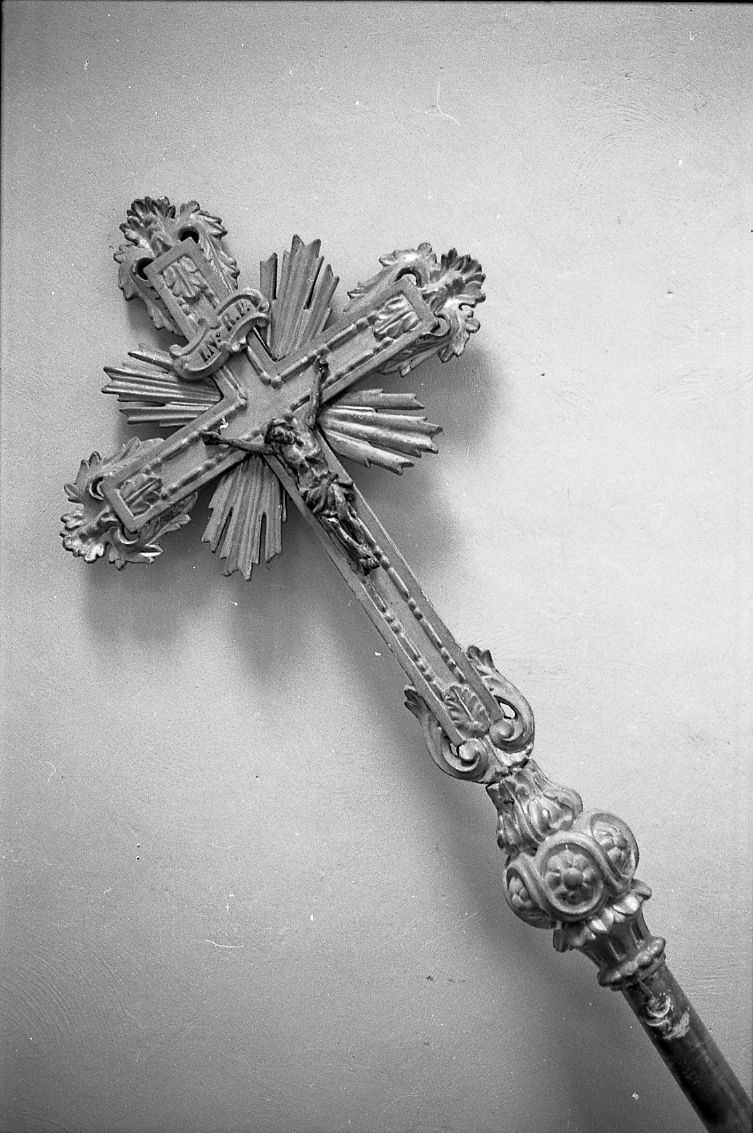 croce processionale - bottega emiliana (seconda metà sec. XVIII)