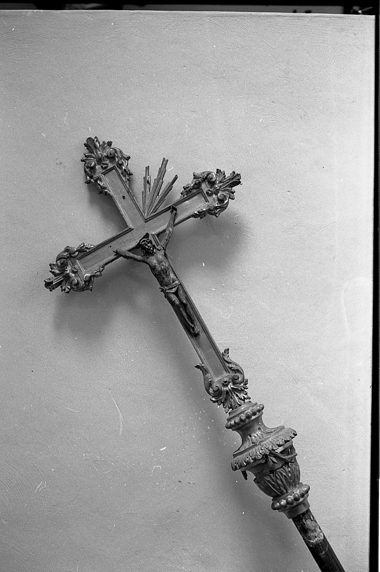 croce processionale - bottega emiliana (seconda metà sec. XVIII)