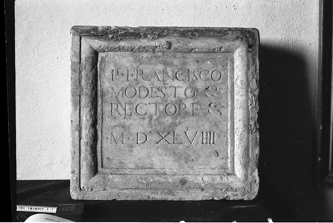 lapide - bottega emiliana (sec. XVI)