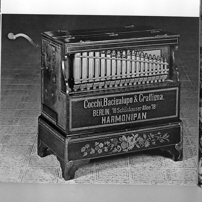 organo portativo - produzione berlinese (fine sec. XIX)