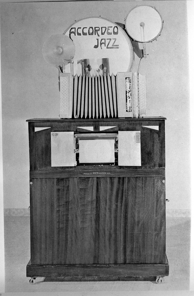 fisarmonica meccanica - produzione provenzale (inizio sec. XX)