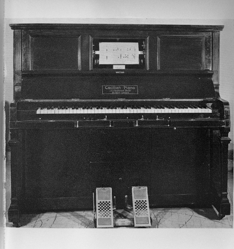 pianola - produzione statunitense (sec. XX)