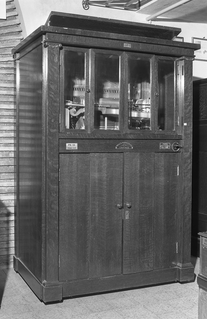 pianoforte - produzione statunitense (sec. XX)