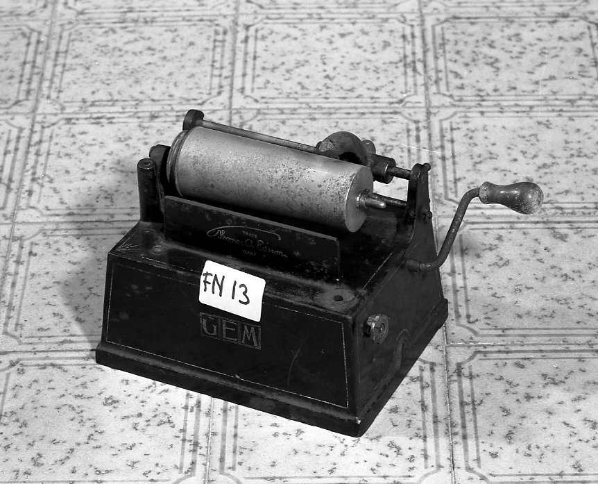 fonografo - produzione statunitense (sec. XX)