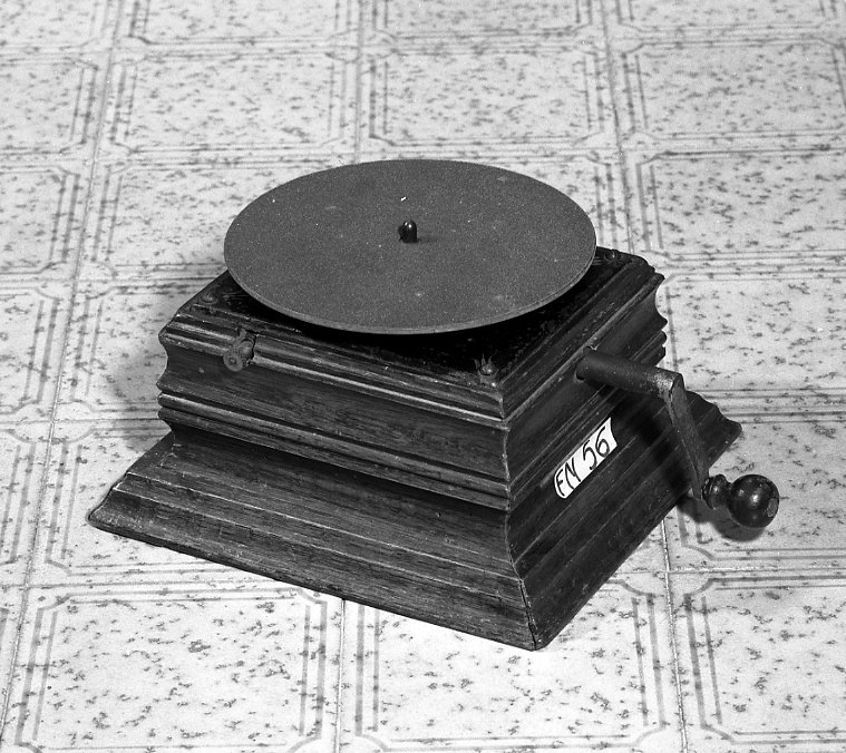 grammofono - produzione statunitense (sec. XX)