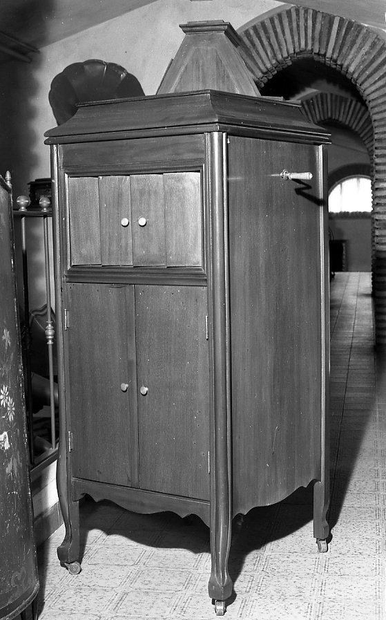 fonografo - produzione statunitense (prima metà sec. XX)