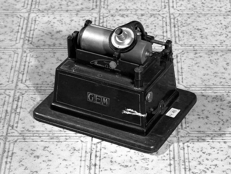 grammofono - produzione statunitense (sec. XX)