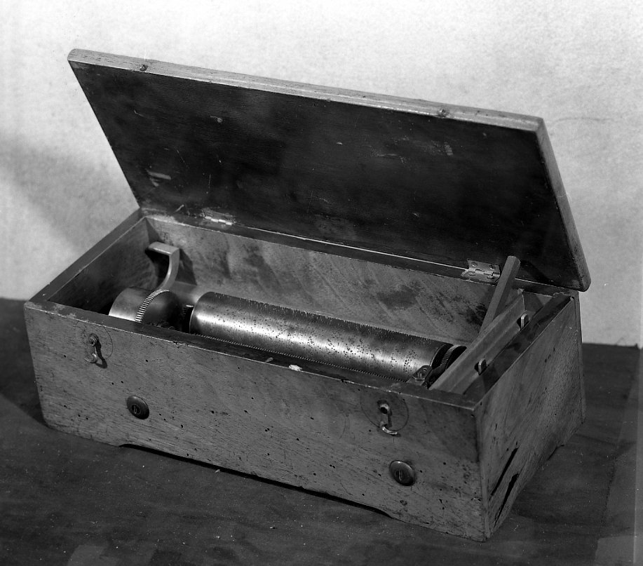 scatola musicale - produzione svizzera (sec. XIX)