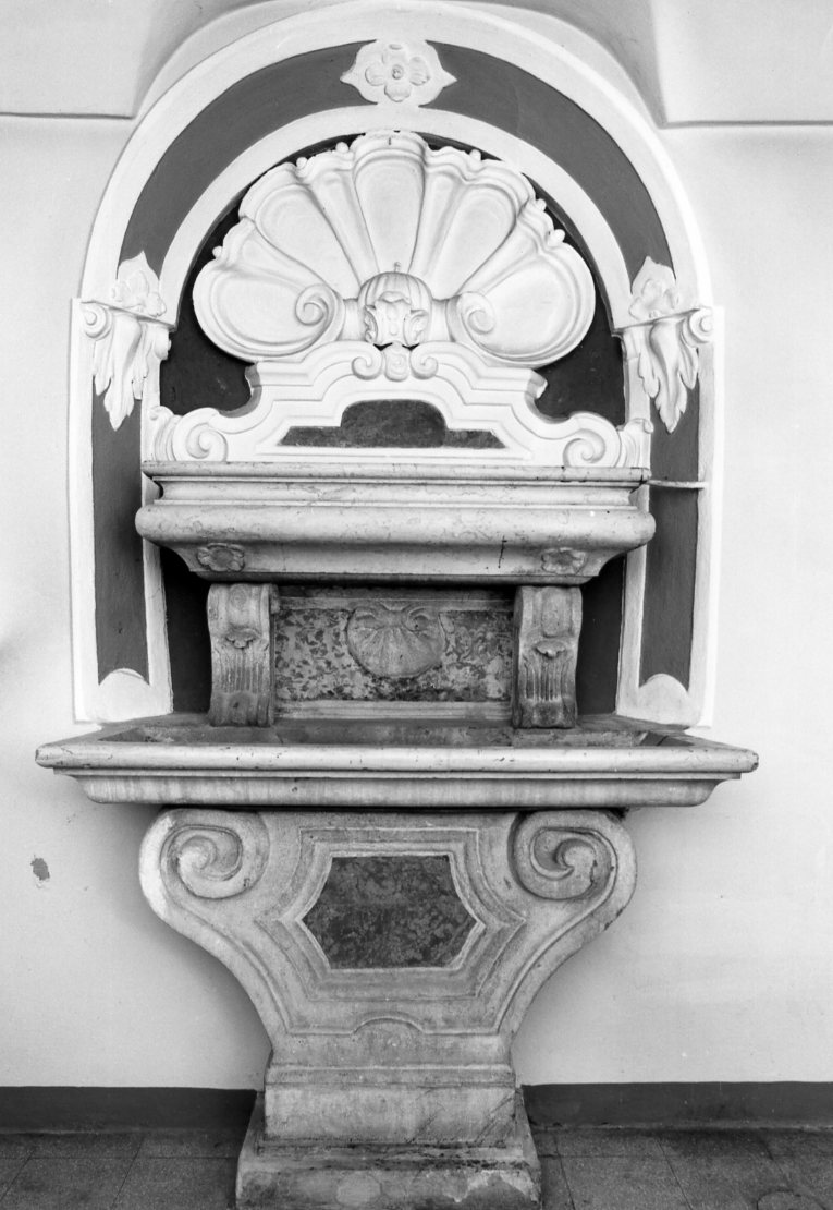 lavabo da sacrestia di Angelo da Meldola (prima metà sec. XVIII)