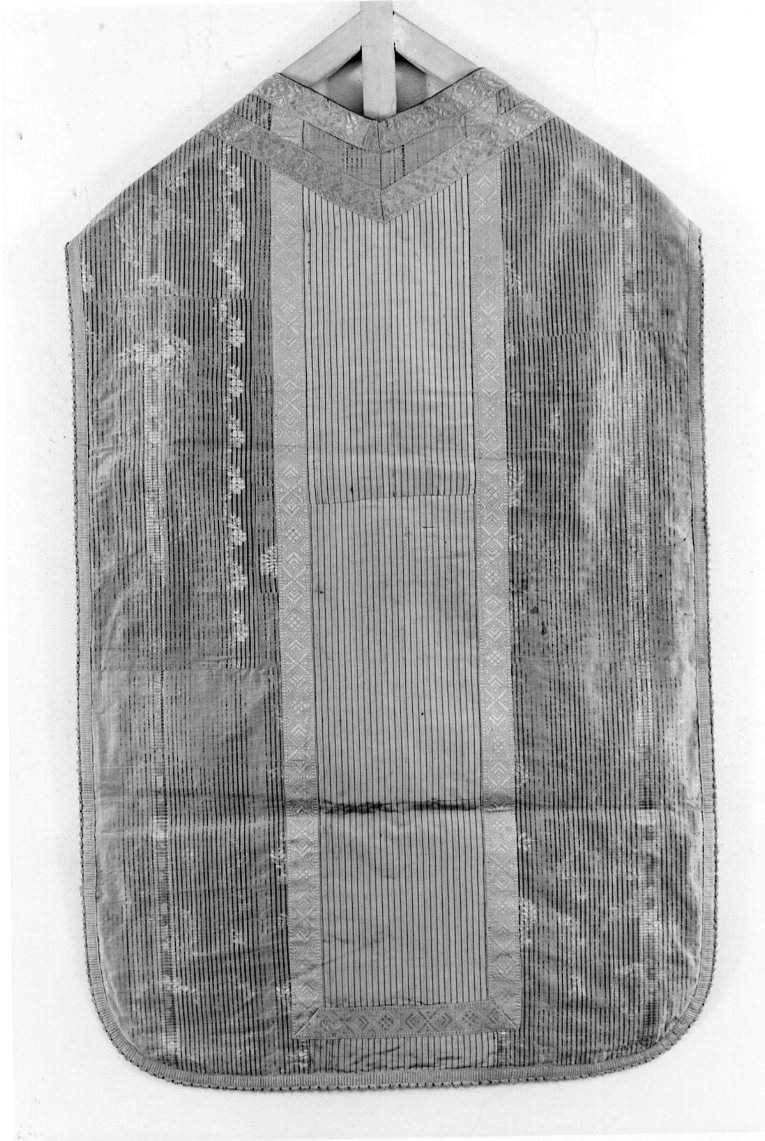 paramento liturgico, insieme - manifattura italiana (prima metà sec. XIX)