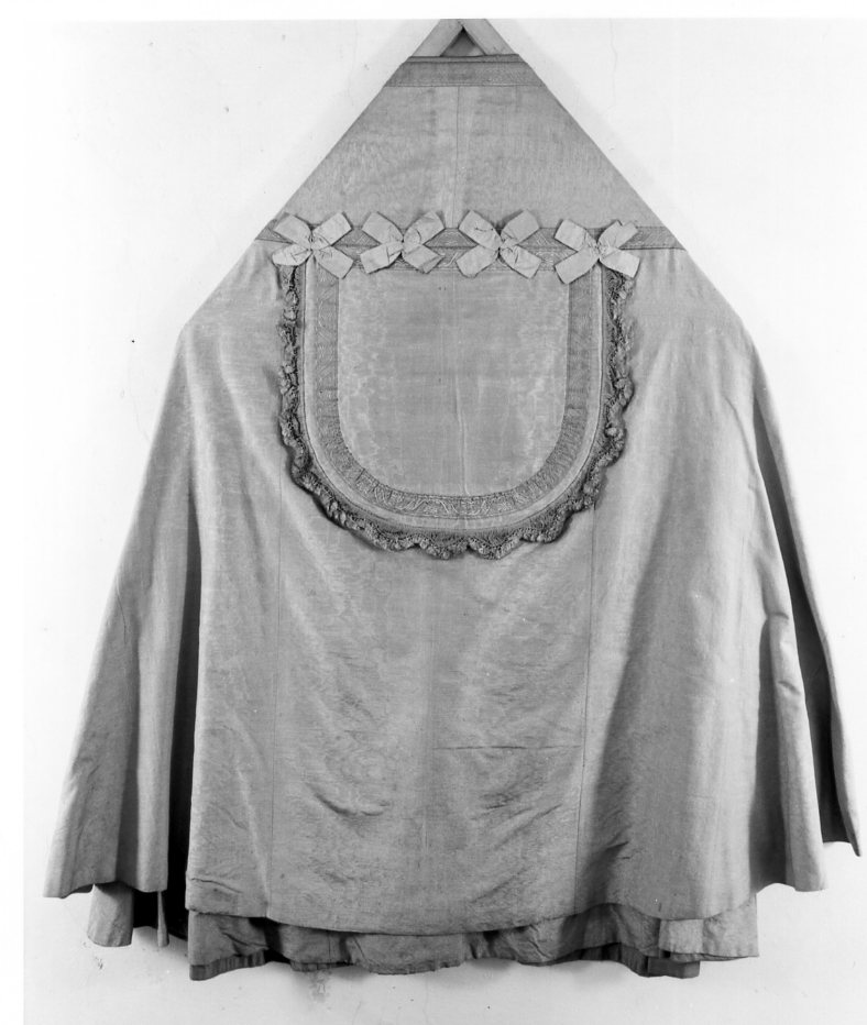 piviale - manifattura italiana (seconda metà sec. XVIII)