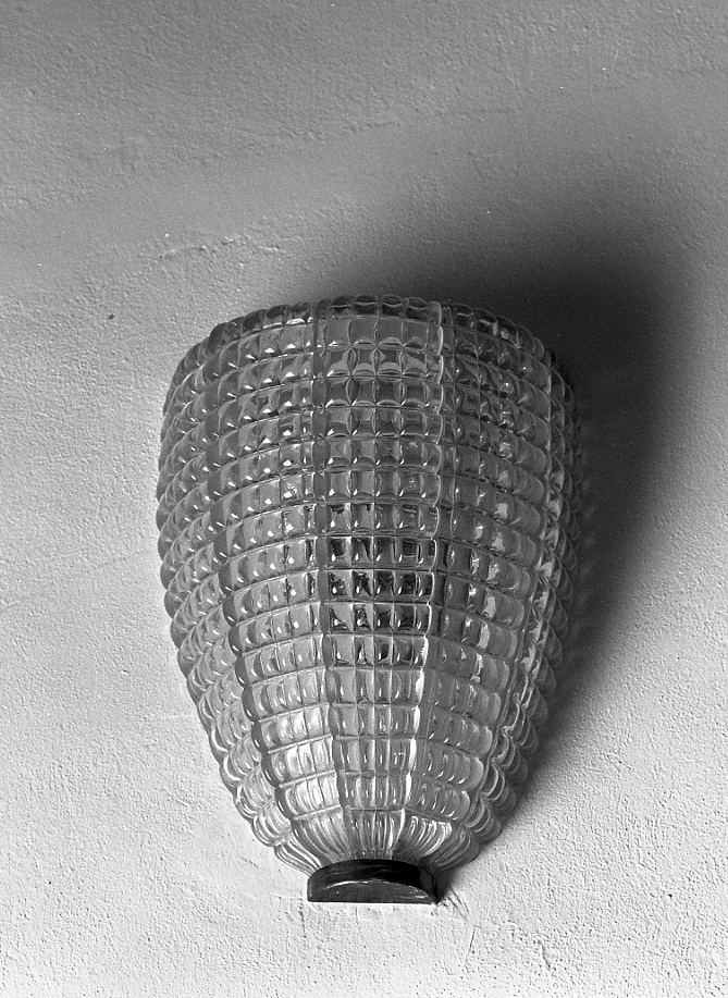 lampada - a muro - produzione muranese (sec. XX)