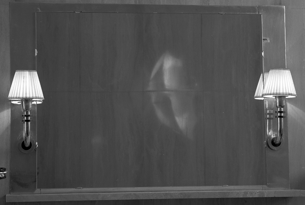 specchio - manifattura emiliano-romagnola (sec. XX)