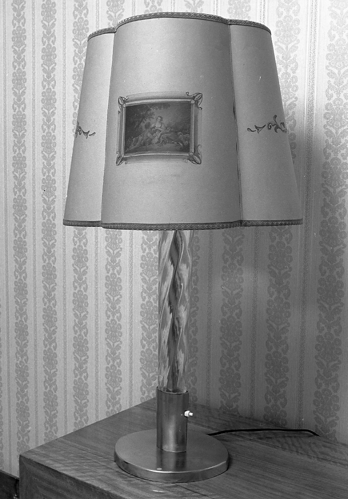 lampada da tavolo di Venini Paolo (bottega) (sec. XX)