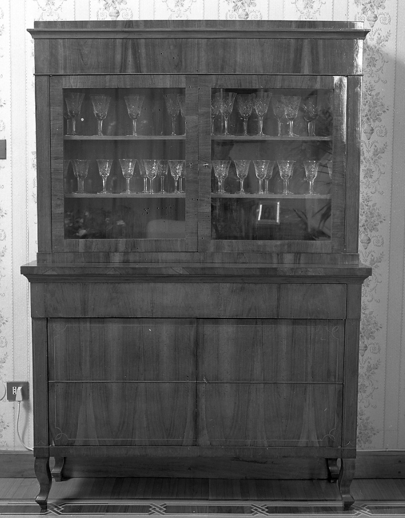 credenza - manifattura emiliano-romagnola (sec. XIX)