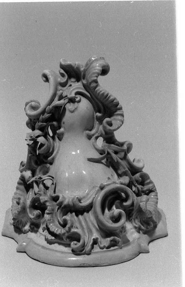 mensola - a voluta, serie - manifattura faentina (metà sec. XVII)