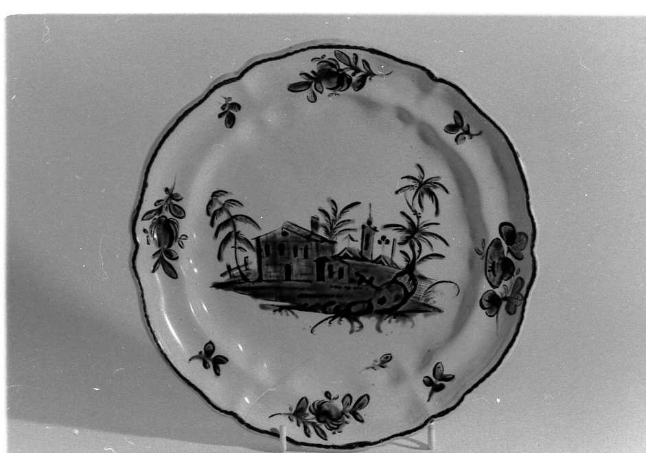 motivo decorativo a casotto (piatto) - manifattura Ferniani (ultimo quarto sec. XVIII)