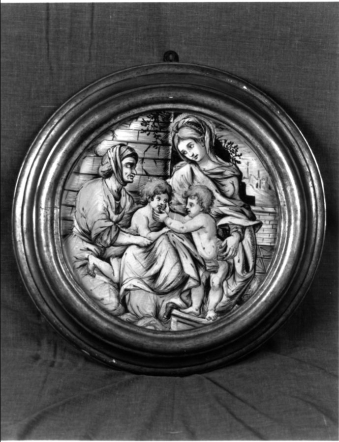 Madonna con Bambino, Sant'Anna e San Giovannino (piatto) - manifattura faentina (?) (secc. XVI/ XVII)