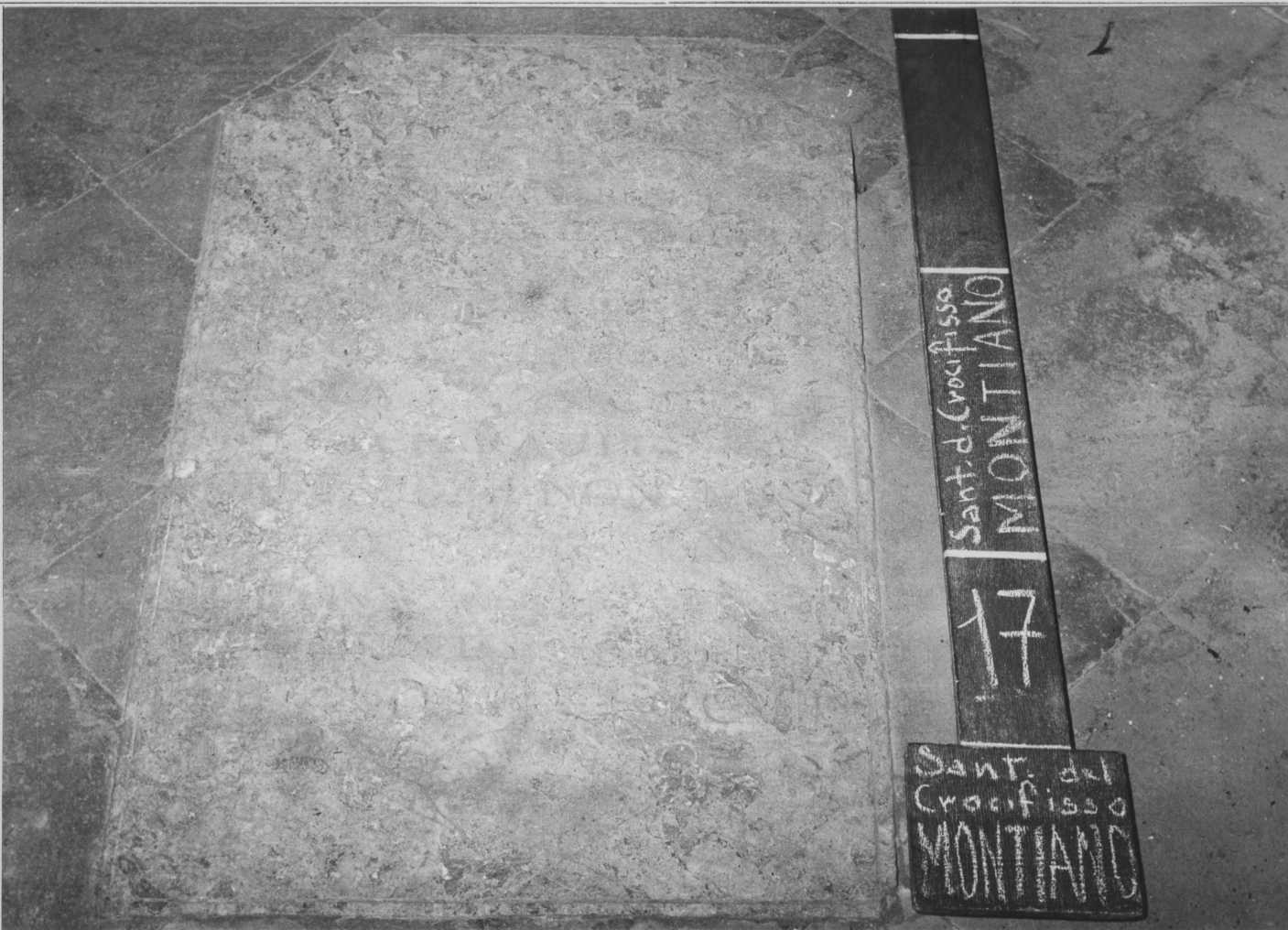 lapide tombale - bottega romagnola (sec. XVII)