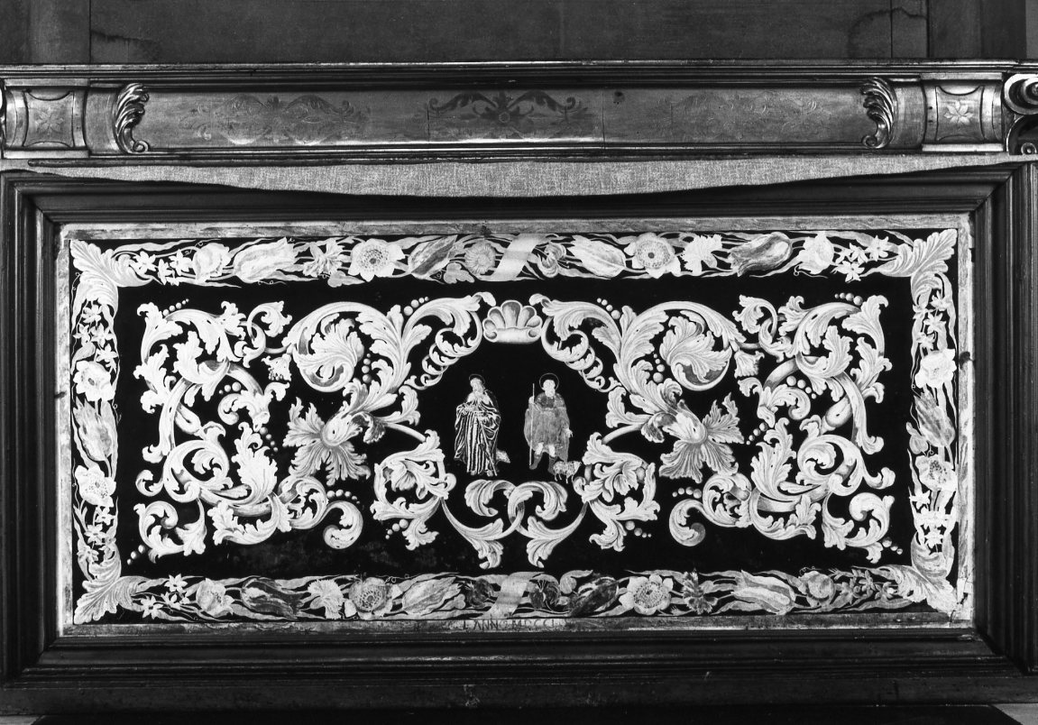 motivi decorativi vegetali; Sant'Antonio Abate, Sant'Isidoro Agricola, motivi decorativi (paliotto) - manifattura romagnola (sec. XVIII)