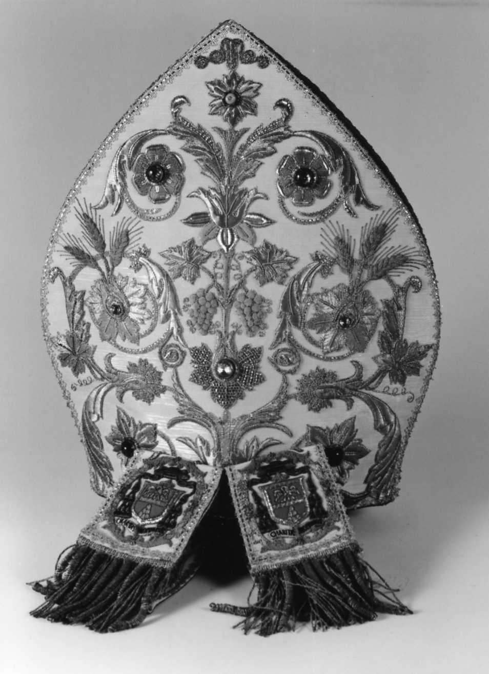 mitria - manifattura italiana (metà sec. XX)