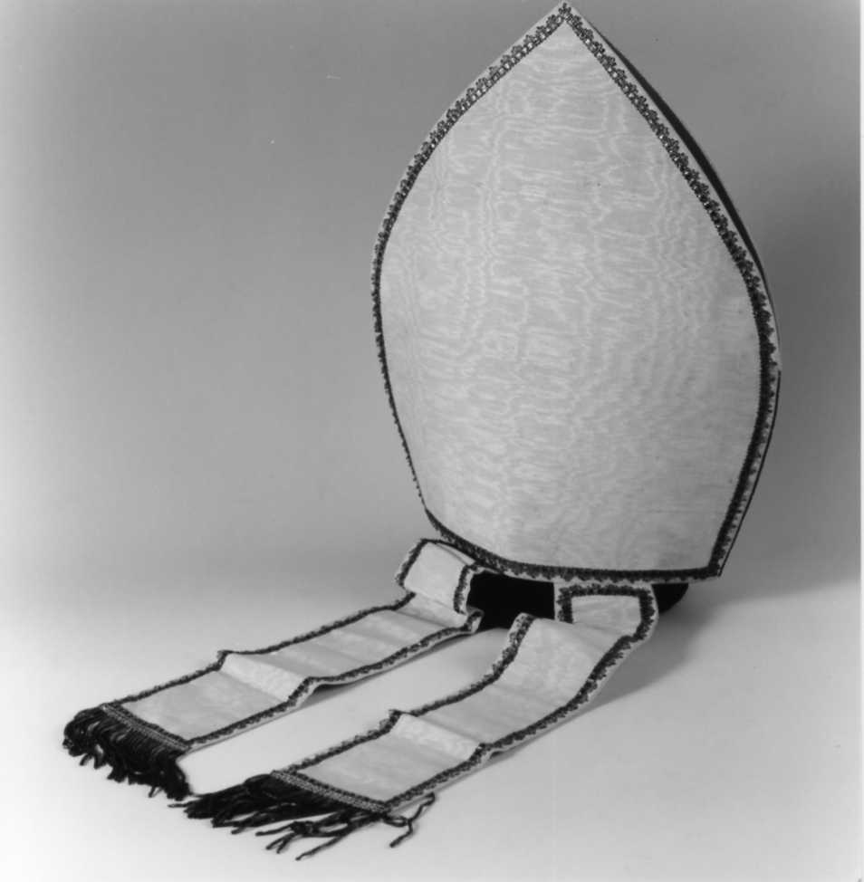 mitria - manifattura italiana (metà sec. XX)